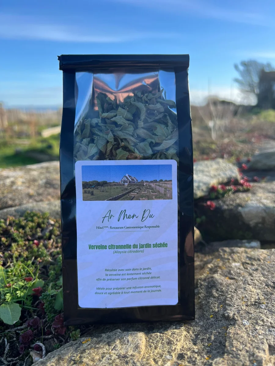 Verveine citronnelle du jardin séchée – 150gr - Vins Rouges Harmonieux pour Chaque Occasion Les Jardins BIO - Bordeaux Rouge 2022 | LOUDENNE GOUACHE