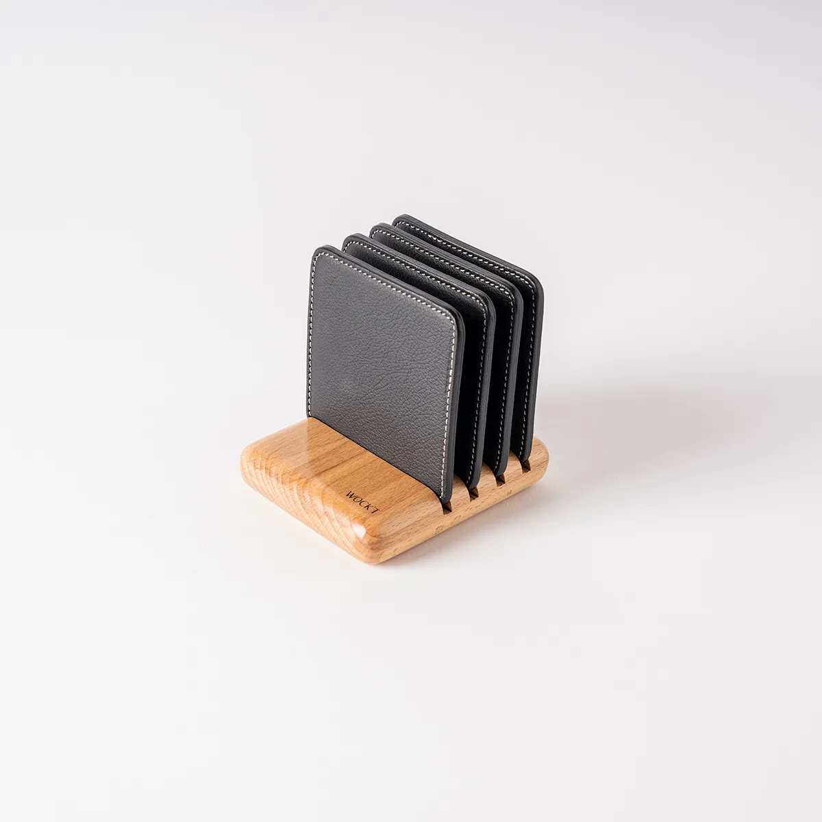 The WoCoaster Machineseeker Hêtre Jet Black - Vins Rouges Harmonieux pour Chaque Occasion