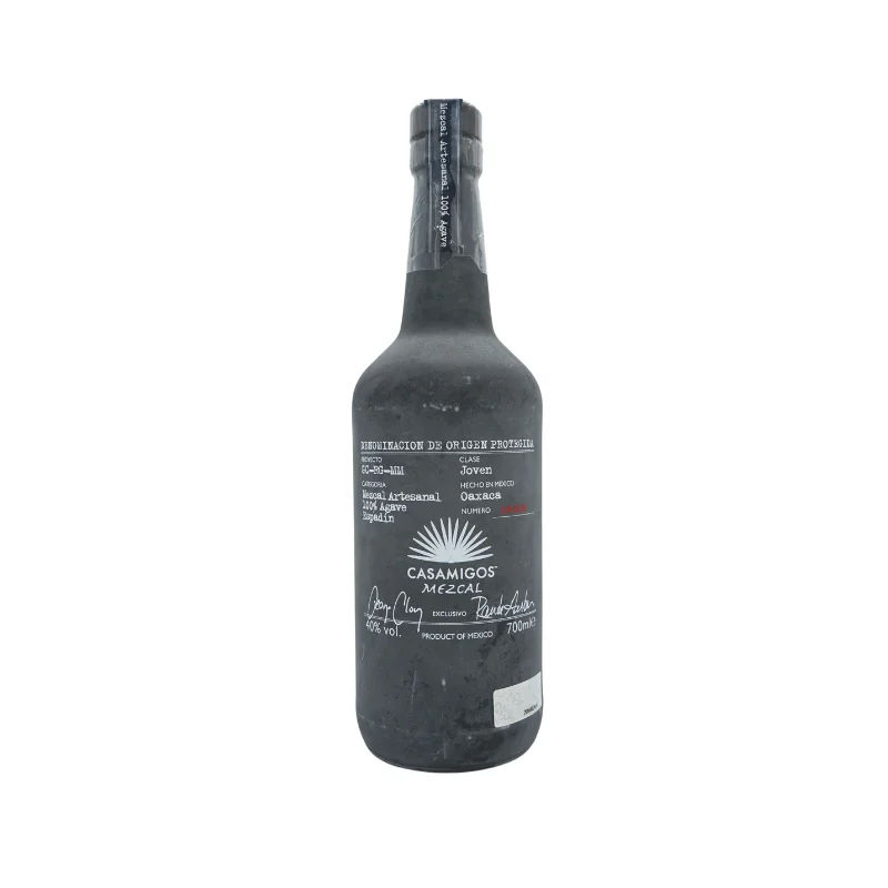 Casamigos Mezcal - Vins Rouges Harmonieux pour Chaque Occasion Casamigos Reposado Tequila 0.7L - Tequila | The Wine Box