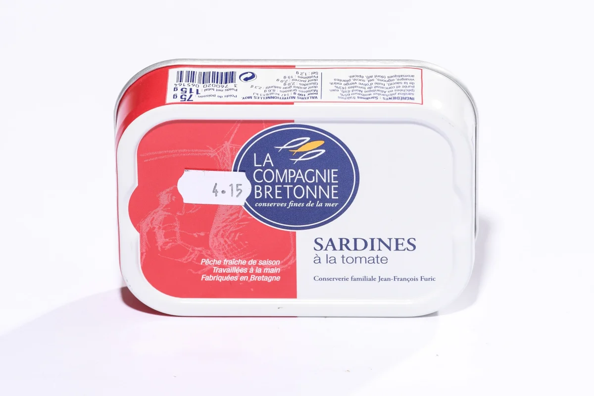 Sardines à la tomate - Vins Rouges Harmonieux pour Chaque Occasion Omerto Sec - Vin BIO - Au fil du St Laurent, spécialités du Canada