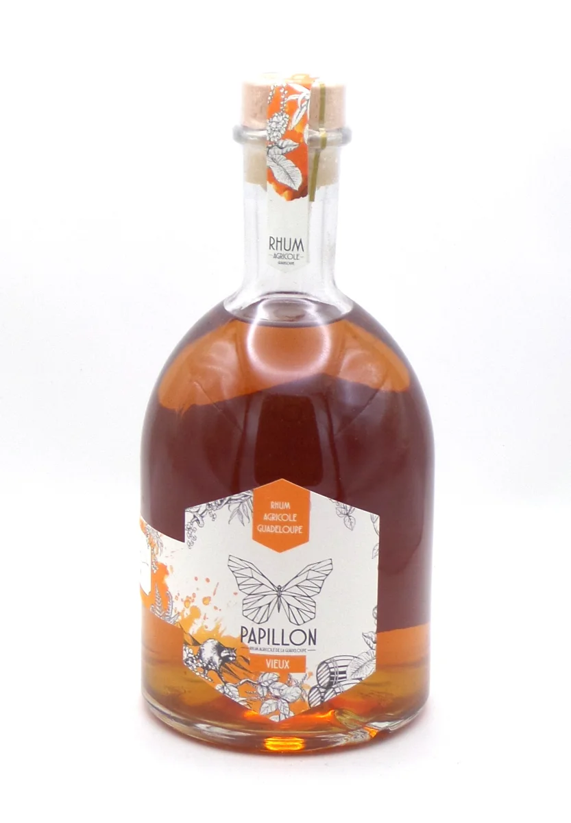 Rhum vieux Papillon, rhum agricole de Guadeloupe, distillerie Longueteau - Vins Rouges Harmonieux pour Chaque Occasion Les Sélections Maison – Maison Villevert