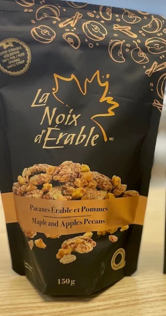 Noix d’érable Pacanes l’érable pommes ​Boulangerie Pâtisserie Pain Levain Viennoiseries