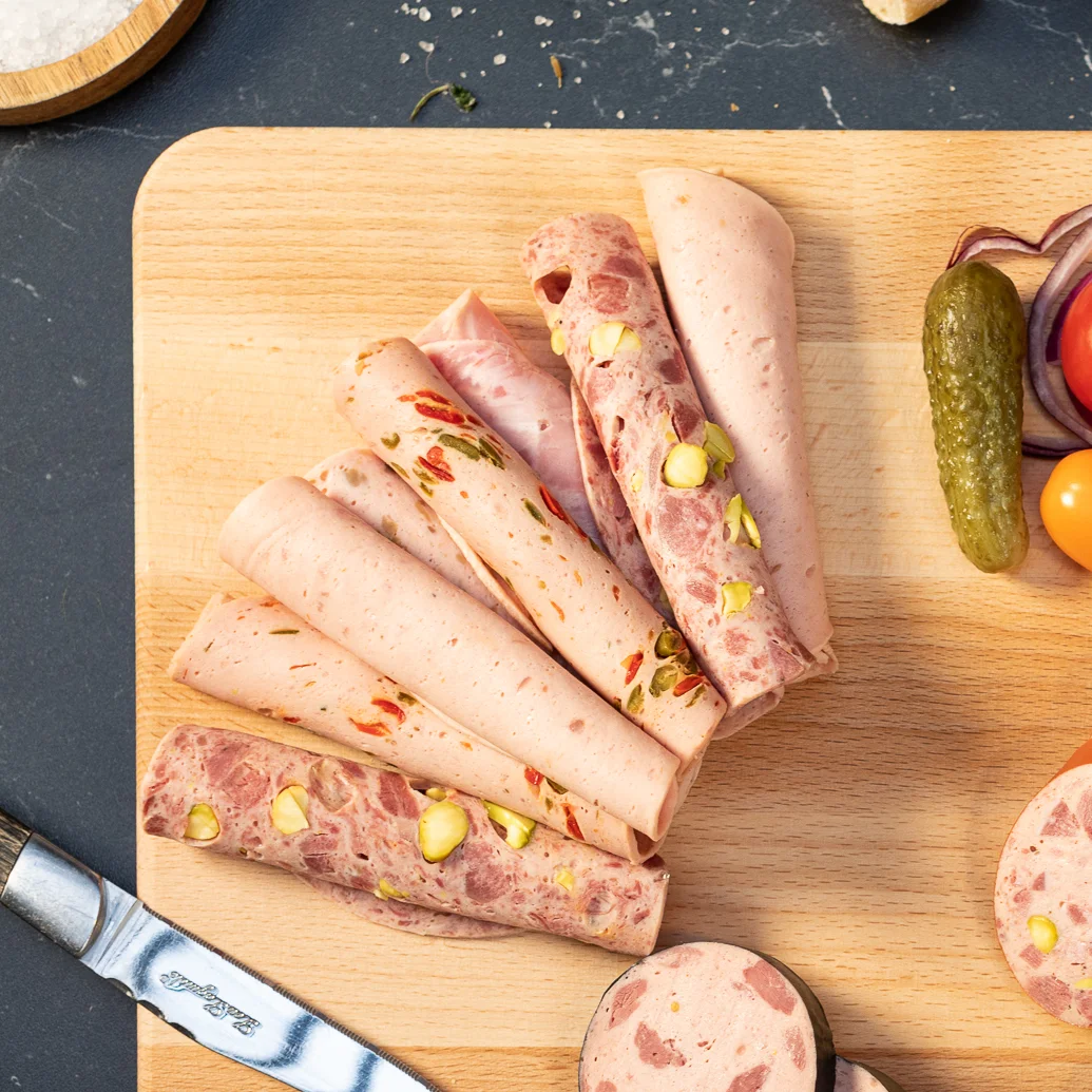 Assortiment de roulades alsaciennes - Vins Rouges Harmonieux pour Chaque Occasion - {'count': 1, 'name': 'Artisans'}