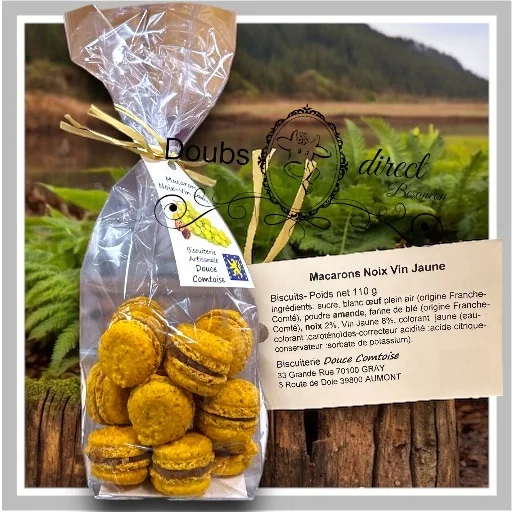 Macaron Noix et Vin Jaune - Vins Rouges Harmonieux pour Chaque Occasion DOMAINE DE SAVAGNY Vin jaune 62 cl | MANOR