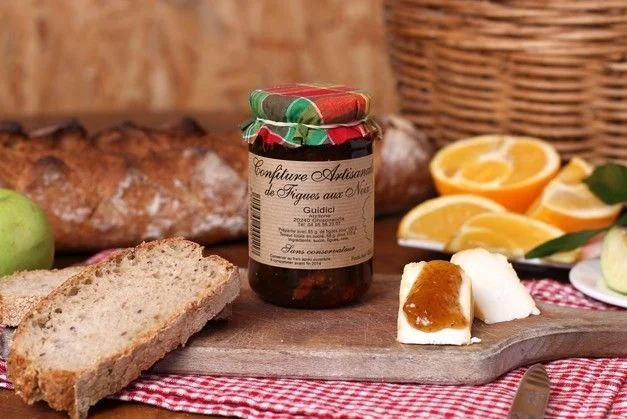 CONFITURE DE Confiture FIGUES ET NOIX - Vins Rouges Harmonieux pour Chaque Occasion